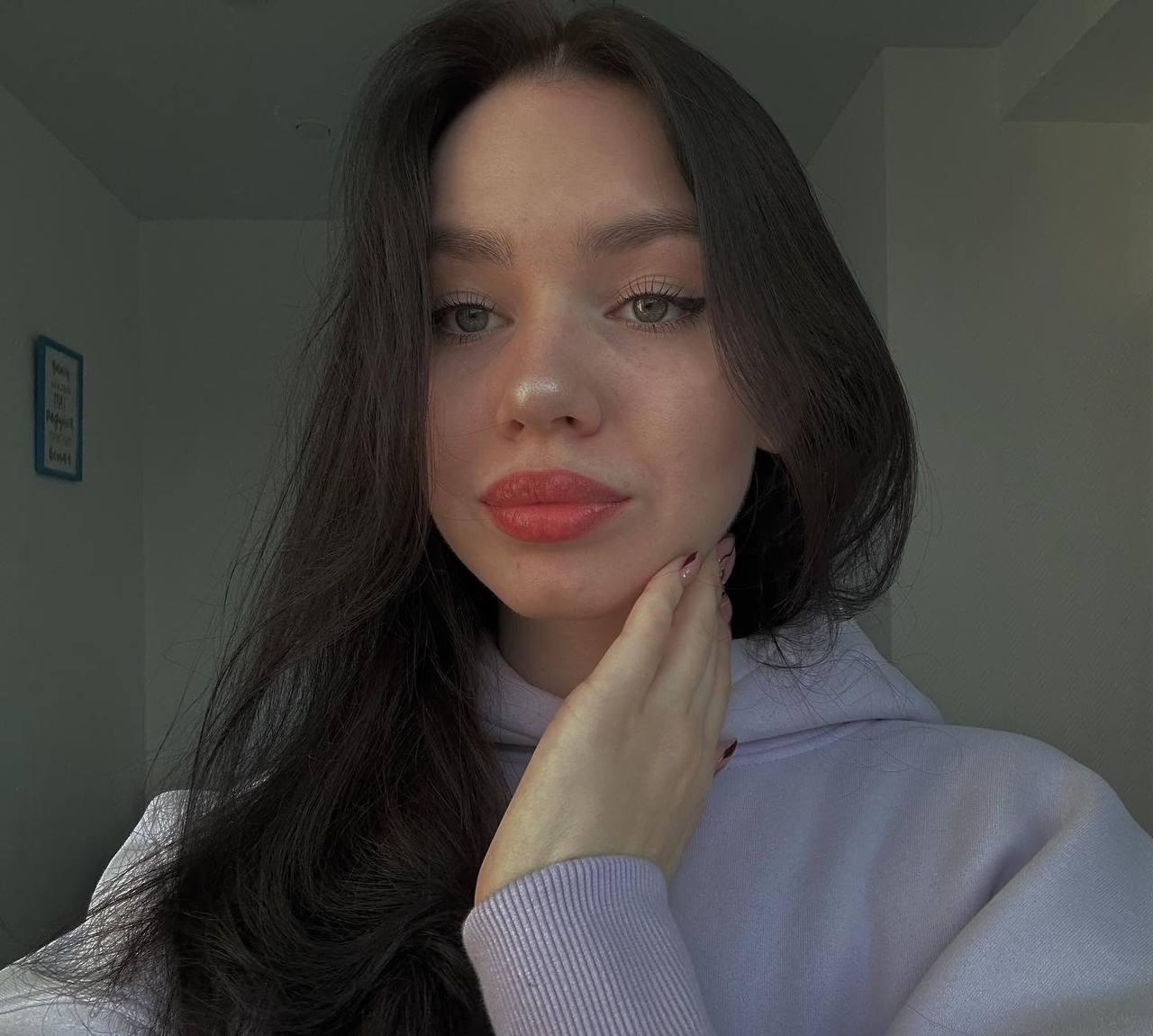 Алиска привлекательная девушка из Урай цена от 7000 руб