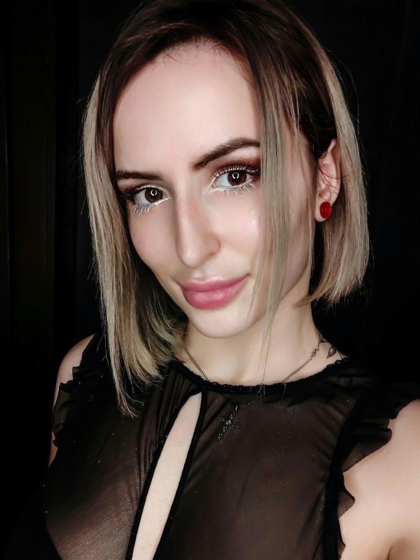 Карина из Урай